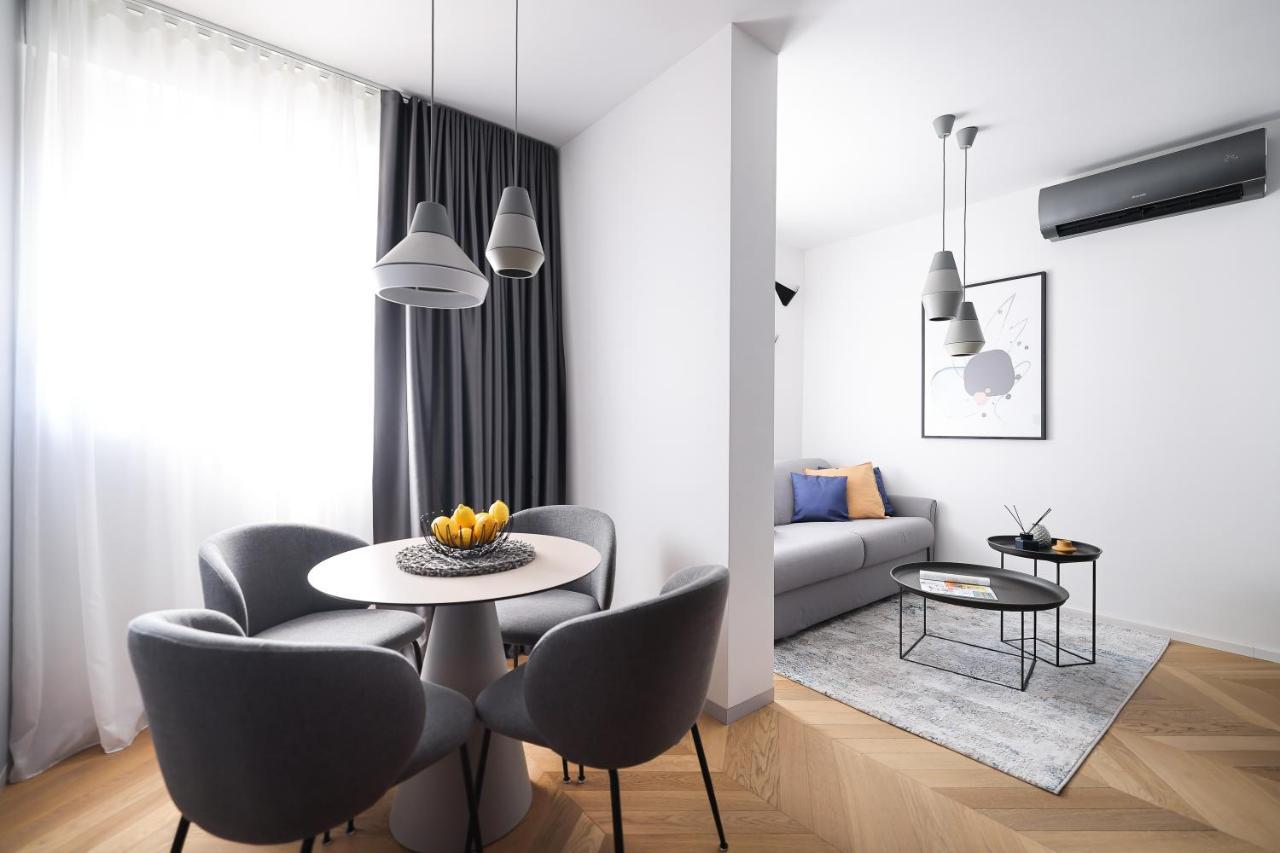 11 11 Apartment ザダル エクステリア 写真